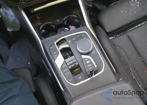 2023 BMW 330I z USA, uszkodzony, nr VIN 3MW69FF07P8D57148